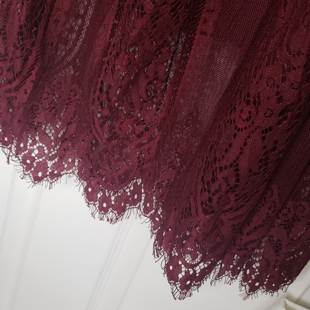 Burgundy Set - Picture 4 of 7